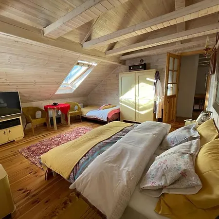 Dom Pod Kogutem Vakantiehuis *
