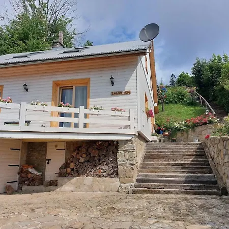 Dom Pod Kogutem * Laliki