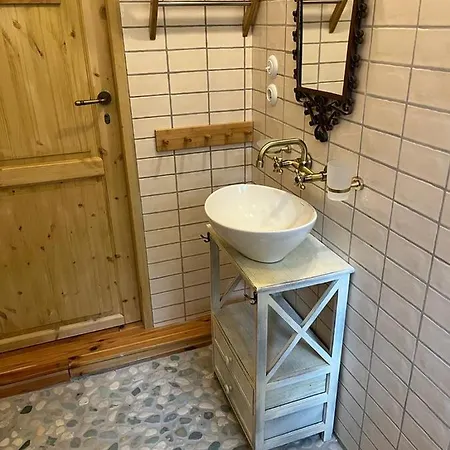 Dom Pod Kogutem * Laliki