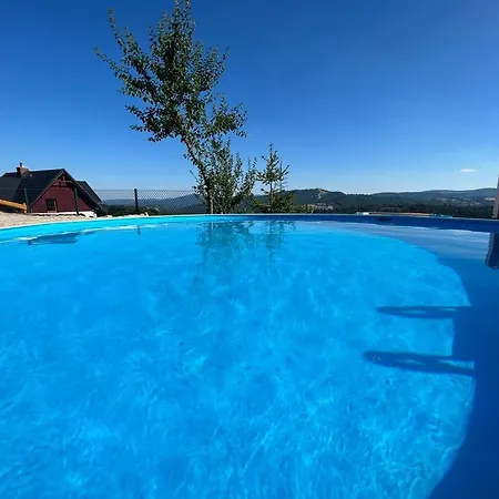 Dom Pod Kogutem Laliki