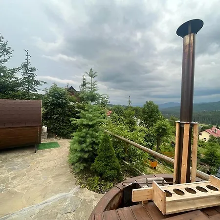 Dom Pod Kogutem * Laliki