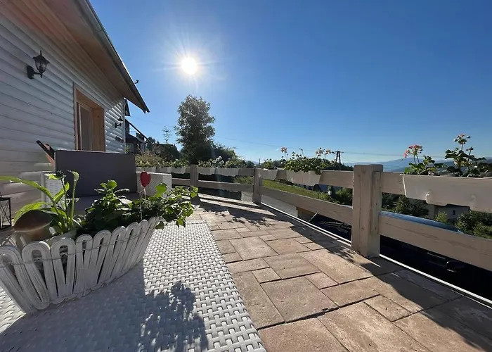 Dom Pod Kogutem Ferienhaus Laliki