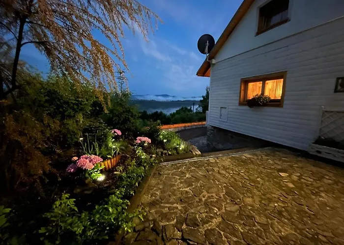 Dom Pod Kogutem Ferienhaus Laliki