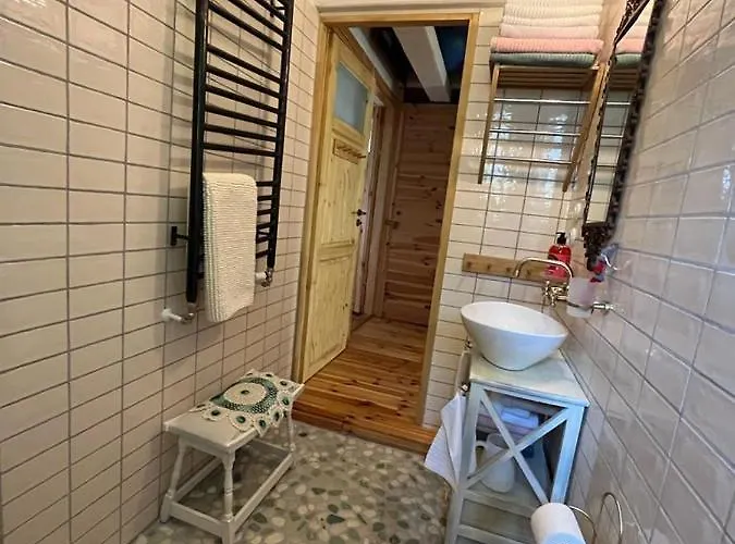 Dom Pod Kogutem * Laliki