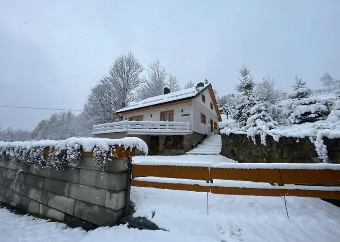 بيت للعطل Dom Pod Kogutem *