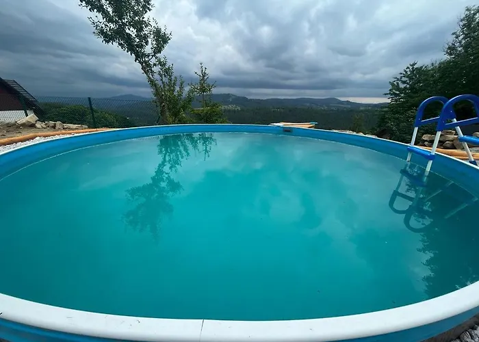 Dom Pod Kogutem بيت للعطل Laliki