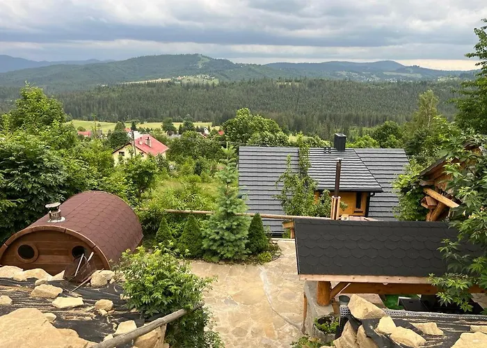 Dom Pod Kogutem Laliki