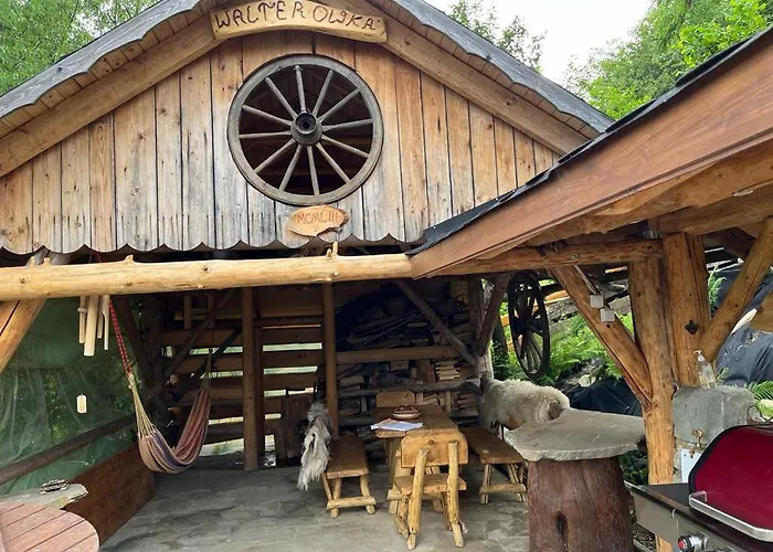 بيت للعطل Dom Pod Kogutem